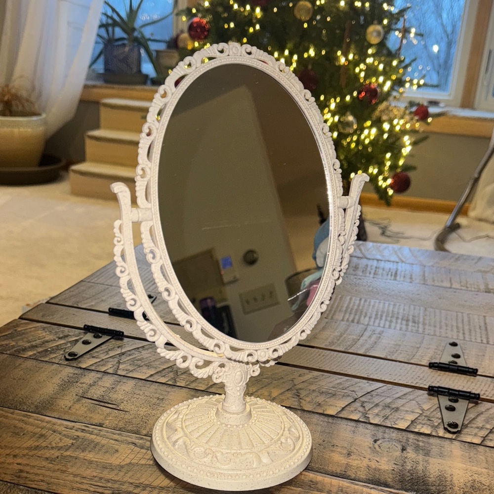 Elegant Cream Vanity Mirror